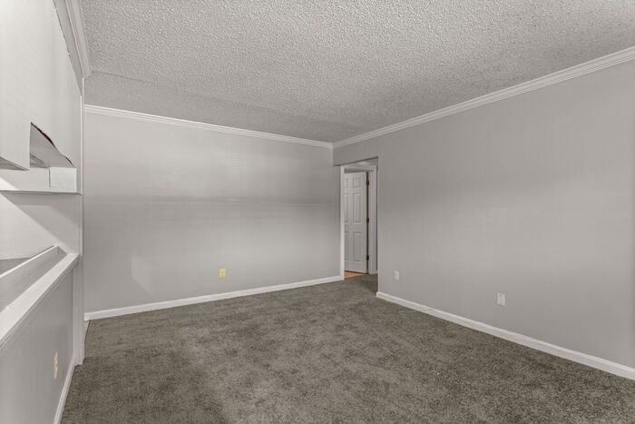 21620 Hillside Dr #1B - Photo 7 of 14