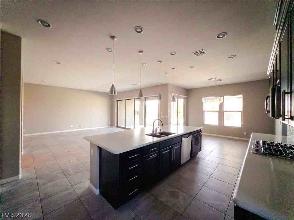 9706 Yellow Shadow Ave - Photo 6 of 38