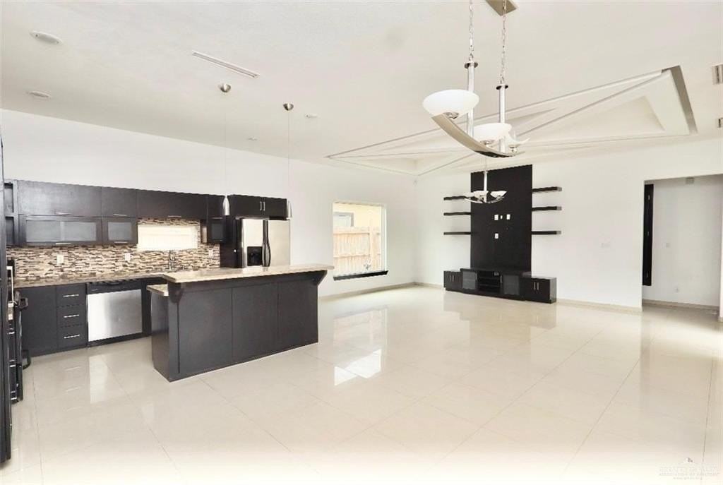 2435 E 7th Ave - Photo 5 of 22