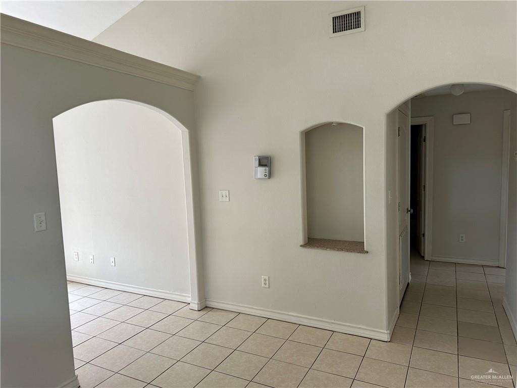 1811 Aruba Dr - Photo 6 of 17