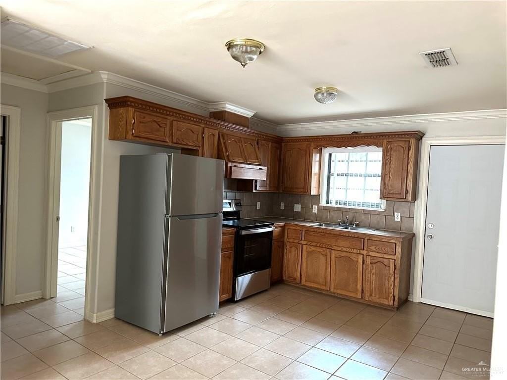 1504 E Quail St - Photo 6 of 14