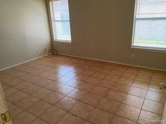 1007 Cedarwood Dr - Photo 7 of 14