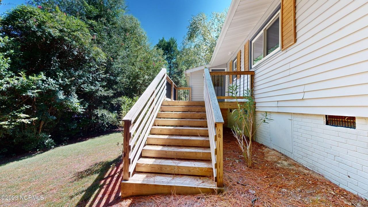 505 W Rhode Island Ave - Photo 7 of 45