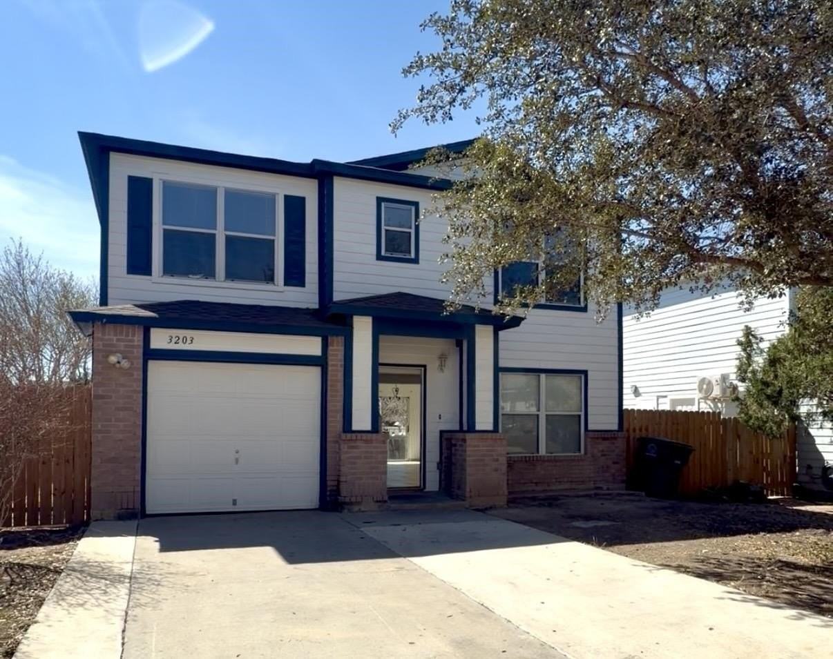 3203 Saint Isaac Loop