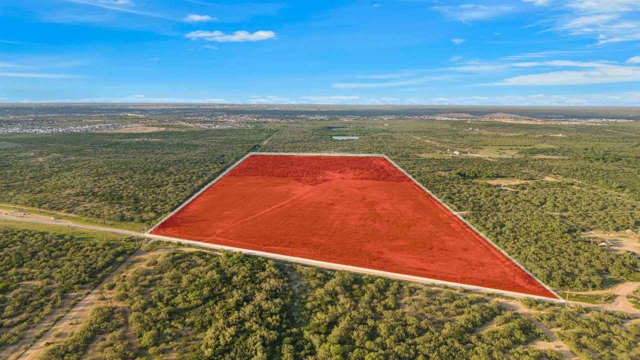 4382 Wormser Rd - Photo 4 of 8