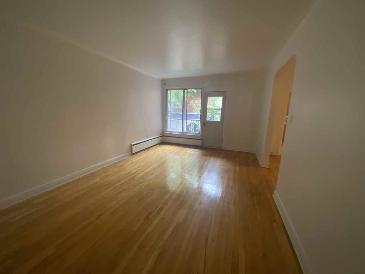 6645 Avenue Fielding #12 - Photo 5 of 5