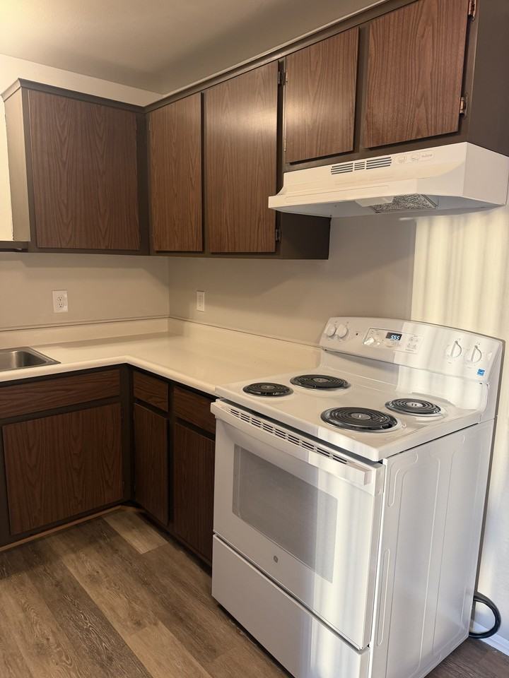 32684 Mound Road - Photo 3 of 29