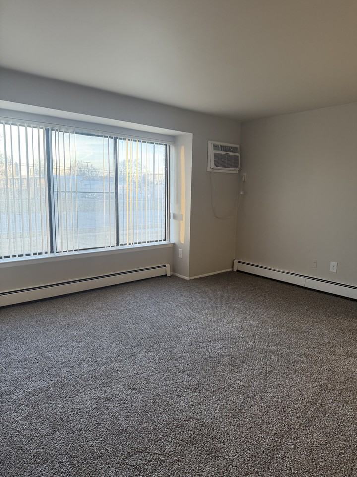 32684 Mound Road - Photo 5 of 29