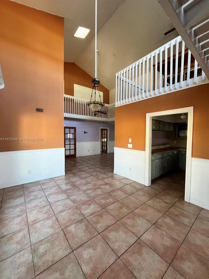 8075 Se Palm St #1 - Photo 4 of 28