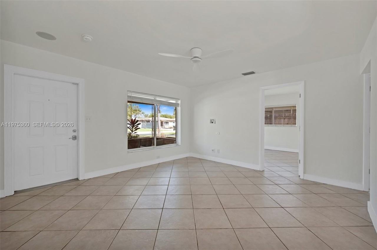 380 Nw 47th Ct #0 - Photo 7 of 21