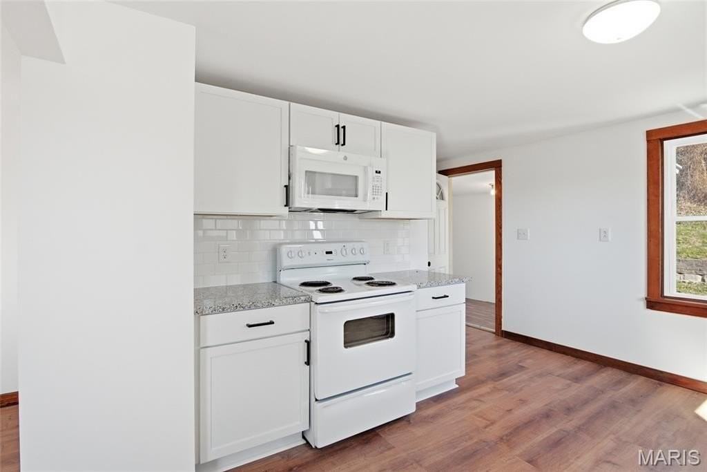 921 Vine St - Photo 6 of 21