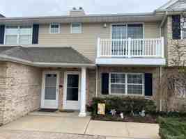 featured image of 7 Dominick Ct Unit 7