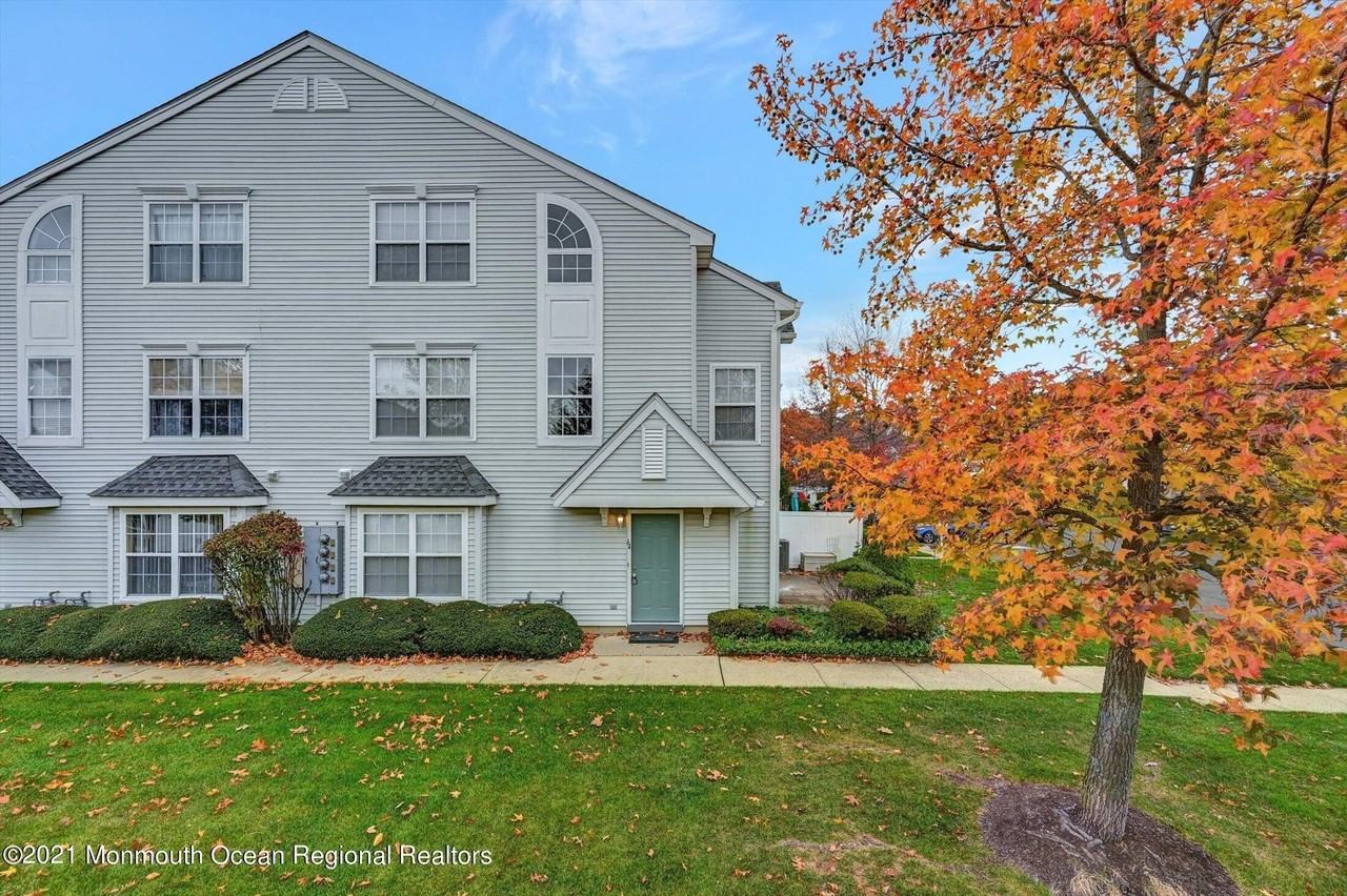 64 Phoenix Ct - Photo 3 of 35