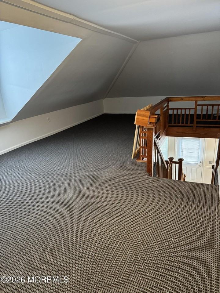 126 Bay Ave Apt B - Photo 6 of 9