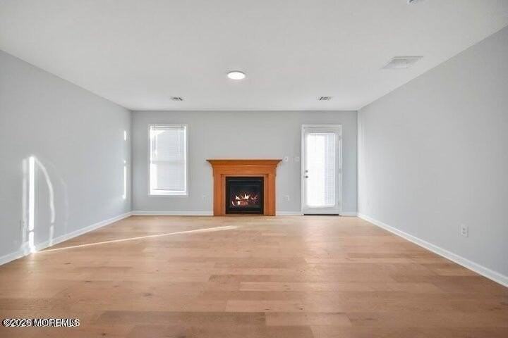 410 Bayview Ave - Photo 6 of 18