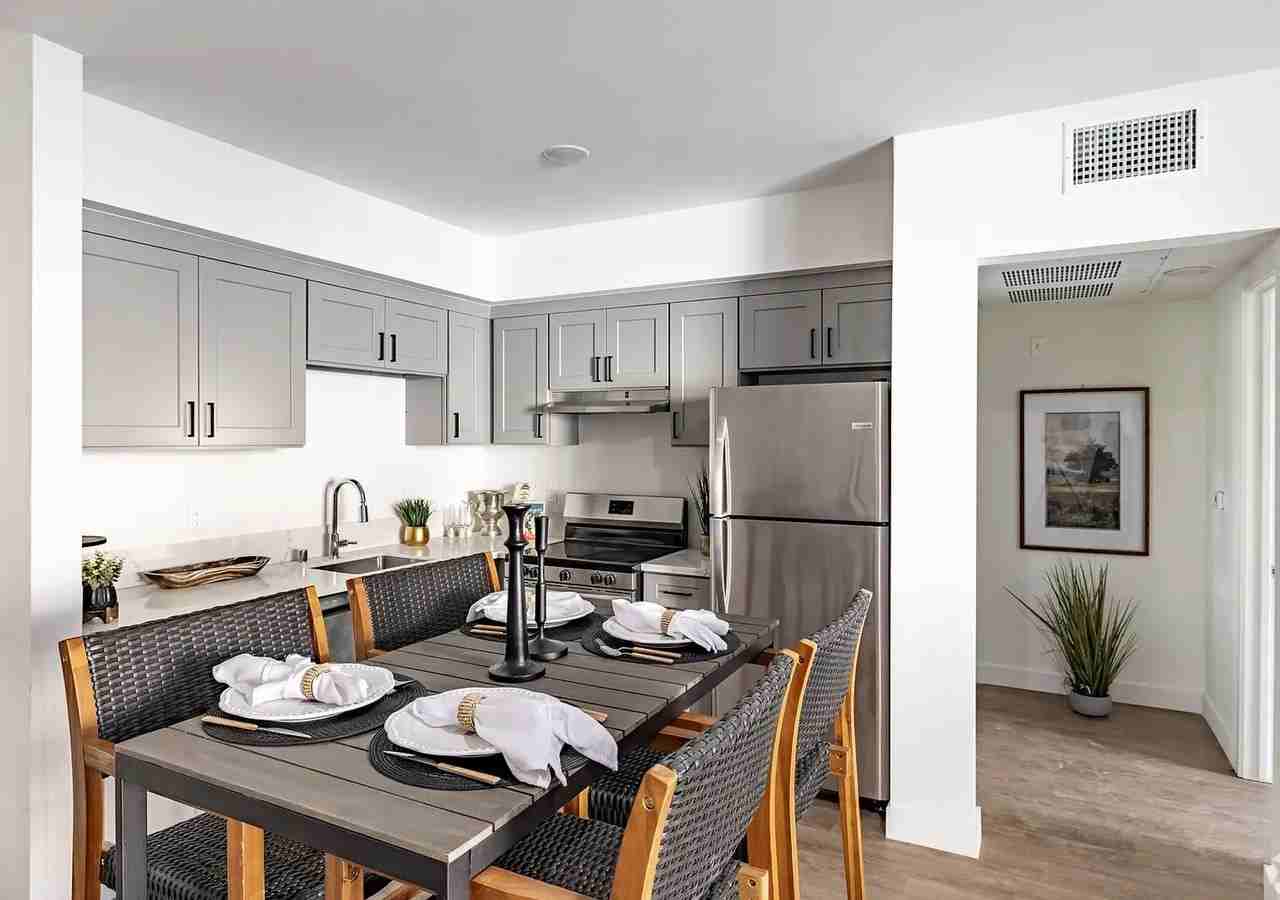 The Brightly - Photo 3 of 50