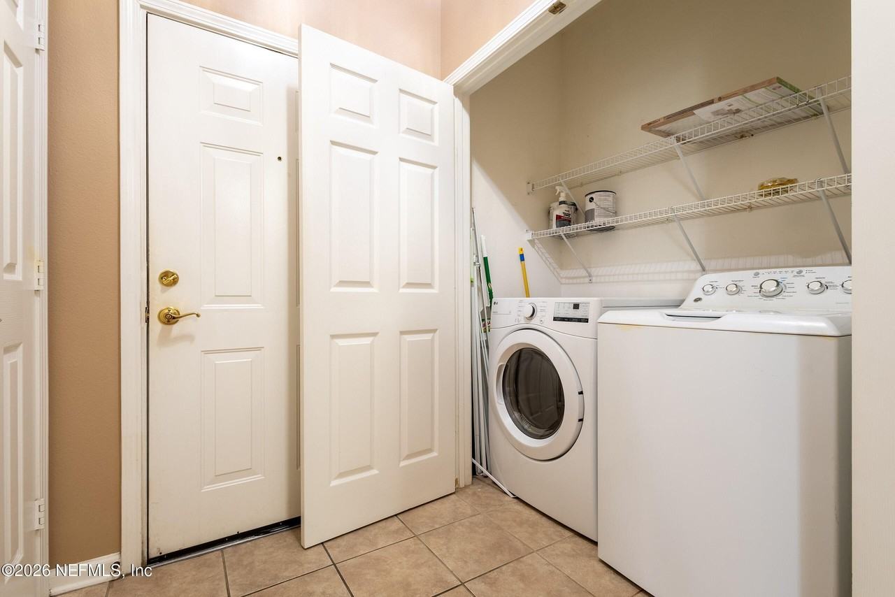 7990 Baymeadows Rd E Unit 220 - Photo 4 of 50