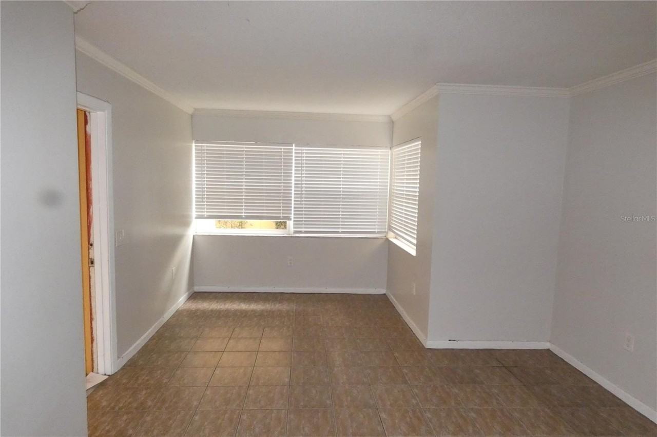 5839 8th Ave N #109 - Photo 4 of 10