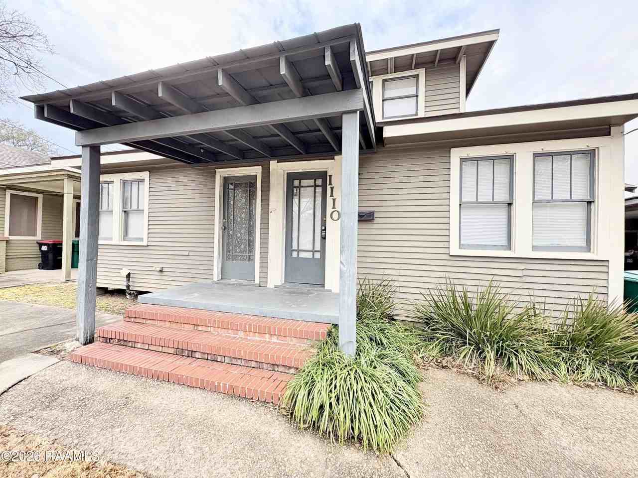 1110 W Congress St - Photo 3 of 18