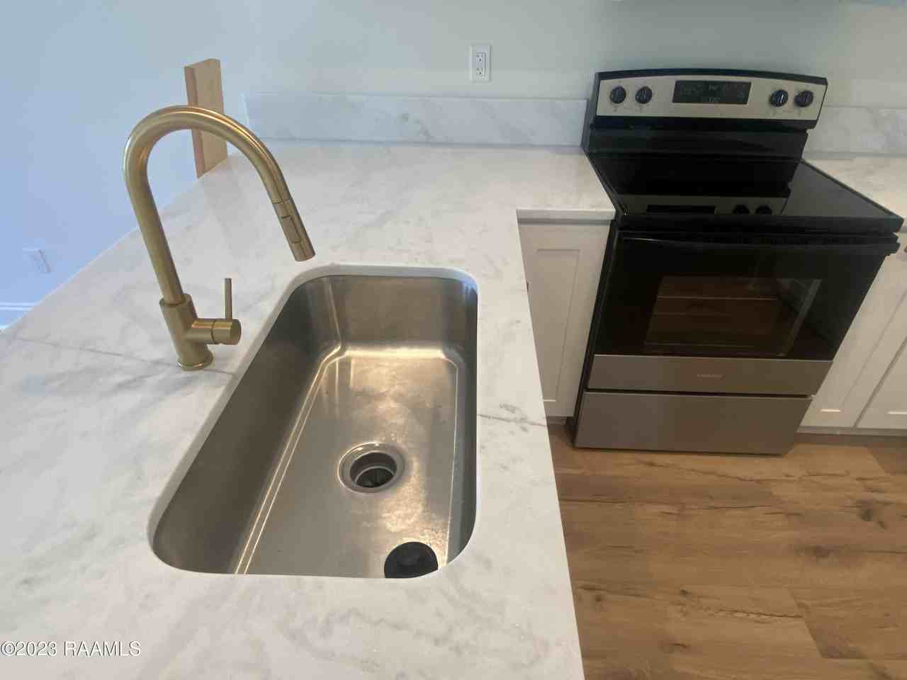 8550 Cat Rd Unit B - Photo 5 of 20