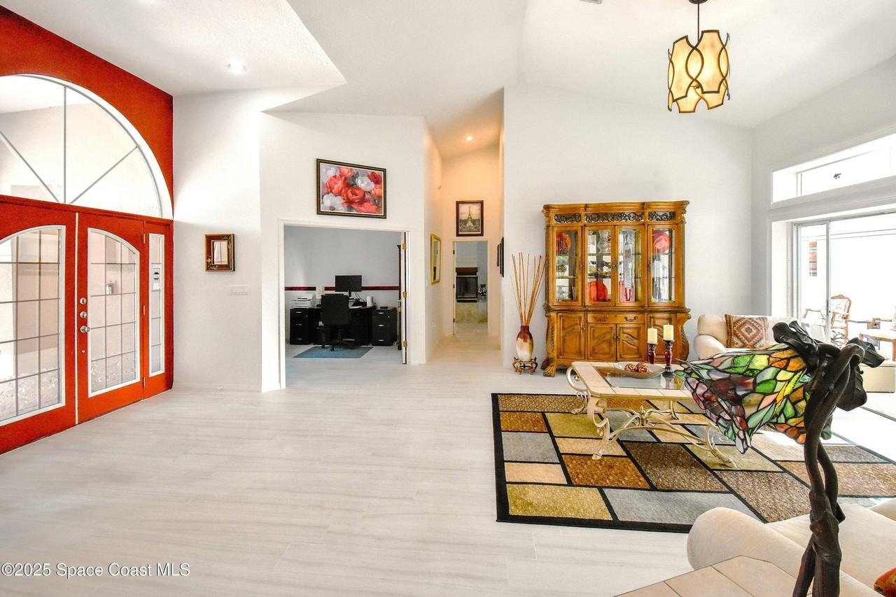 101 Island Grove Dr - Photo 7 of 41