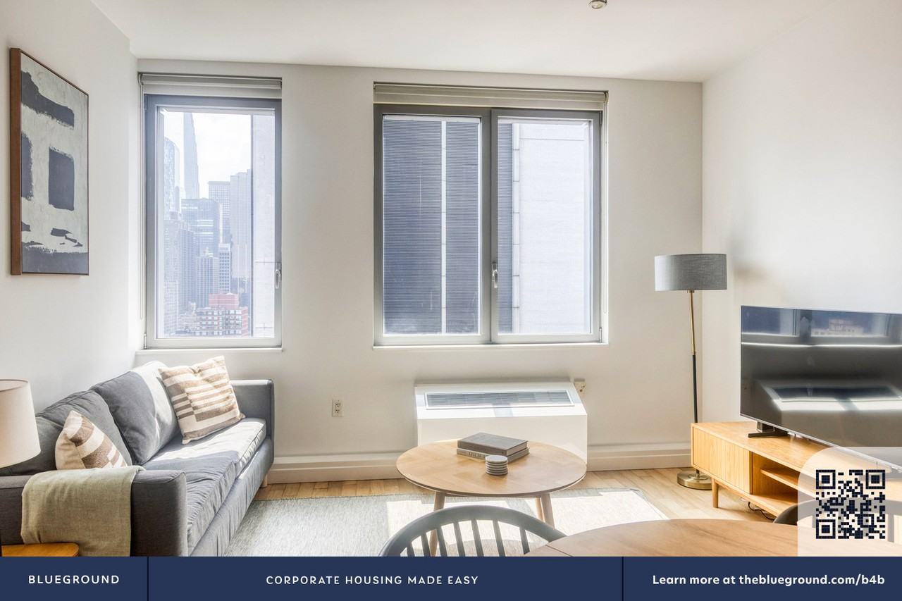 550 West 54th Street - Photo 6 of 41