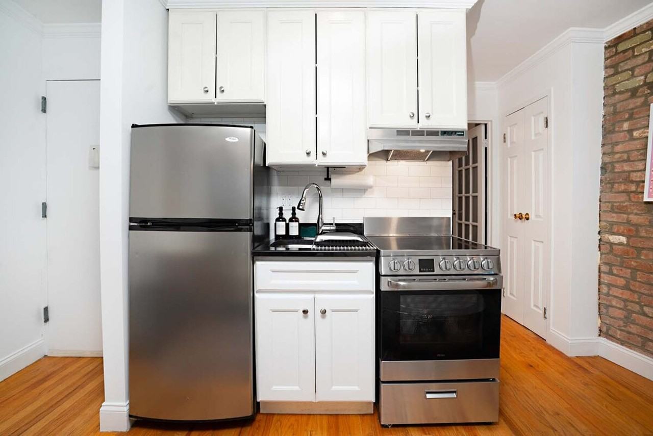 5 Avenue A #1473159P - Photo 4 of 9