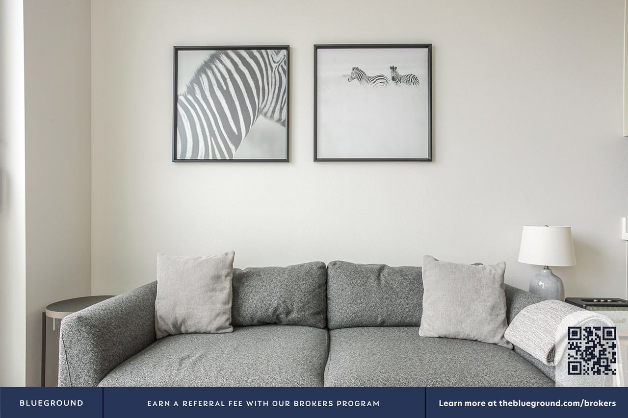 200 Mesnager Street - Photo 5 of 22