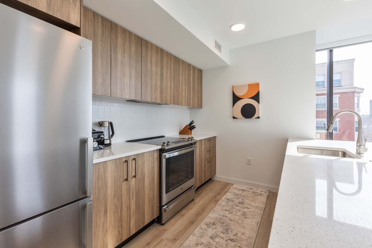 79 Queensberry St #1039265P - Photo 4 of 37