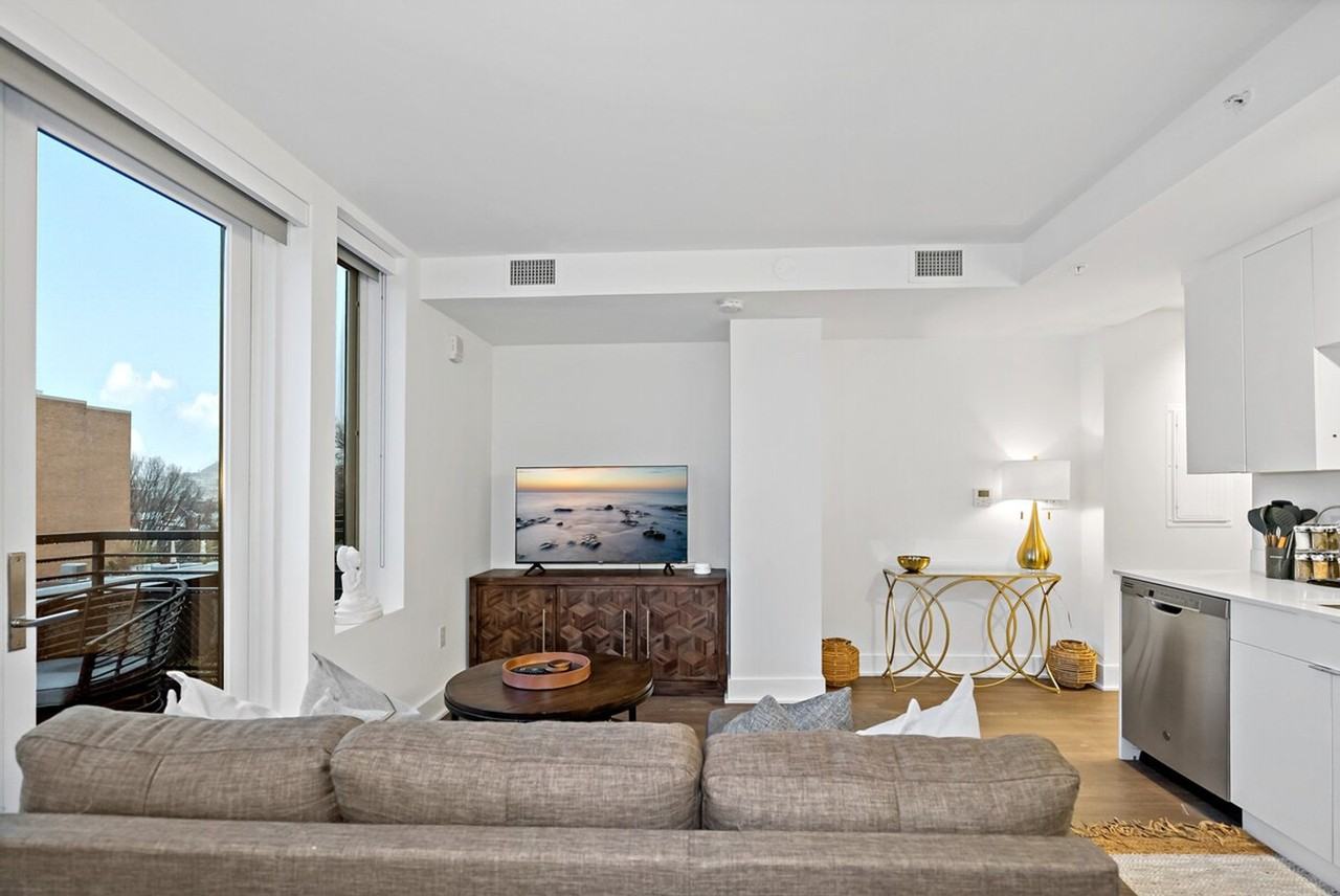 1800 Massachusetts Ave Nw #1473416P - Photo 2 of 31