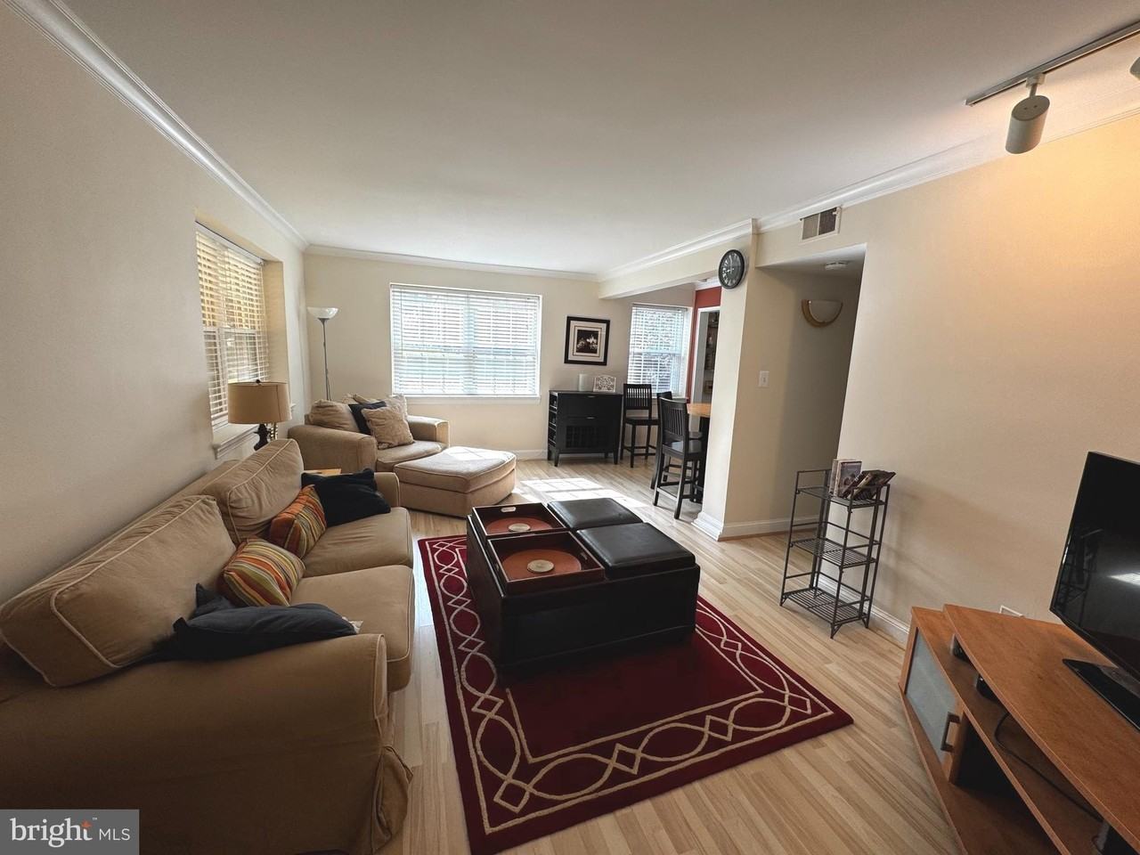 2107 N Scott St Apt 65 - Photo 5 of 15