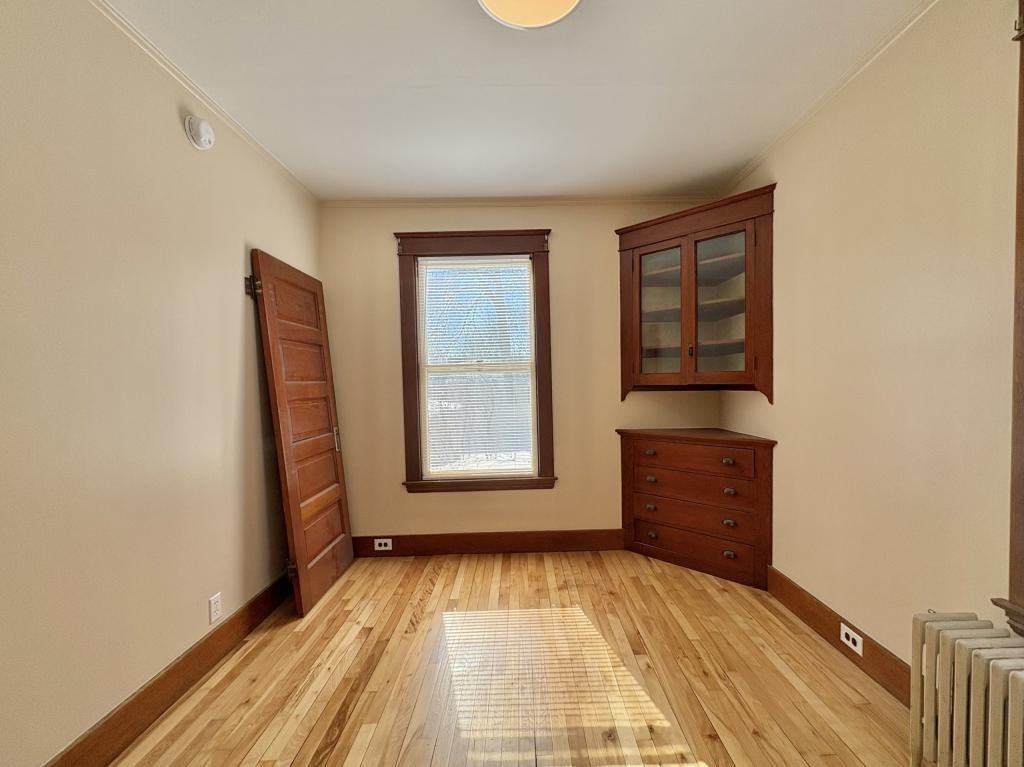 52 S Chestnut St Apt 4 - Photo 3 of 11