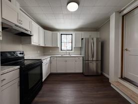 28 Bartlett St Apt 1r - Photo 1 of 1