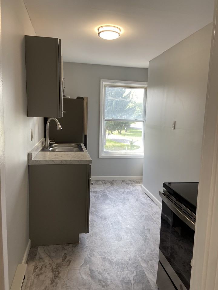 97 Boynton Ave #4 - Photo 2 of 7