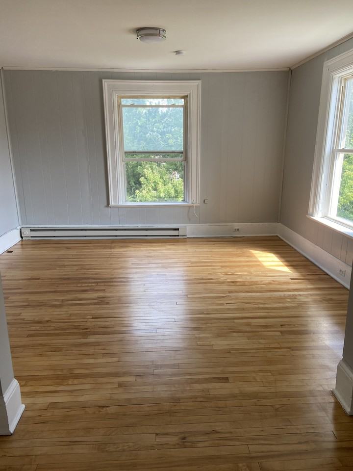 97 Boynton Ave #4 - Photo 3 of 7