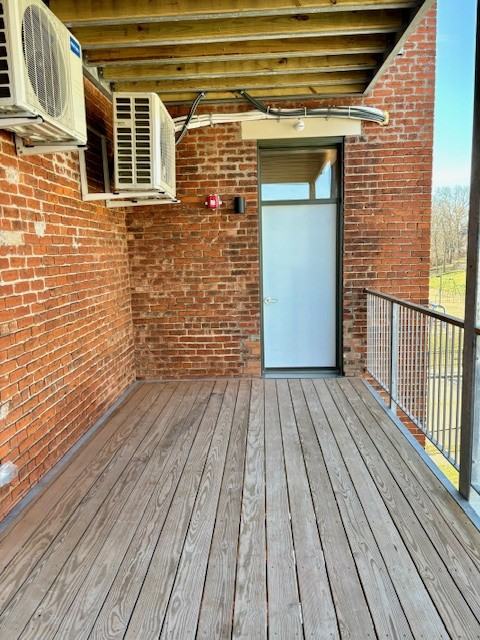 1634 Hewitt Ave #3 - Photo 7 of 10