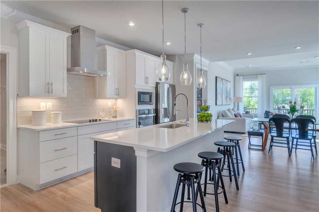 670 Brookwood Glen Ter #B3 - Photo 4 of 23