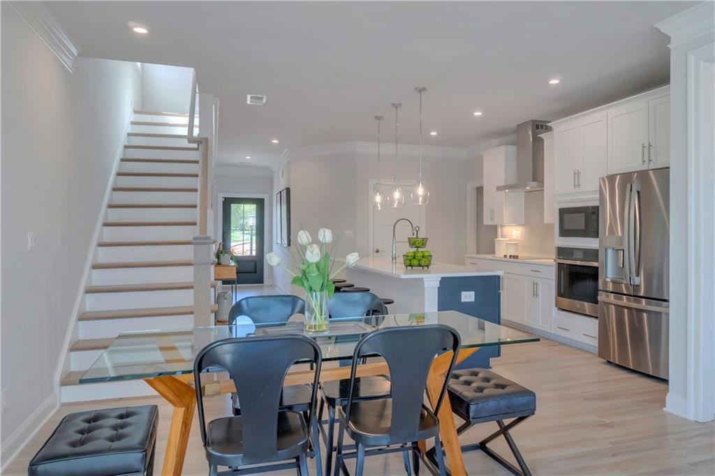 670 Brookwood Glen Ter #B3 - Photo 5 of 23