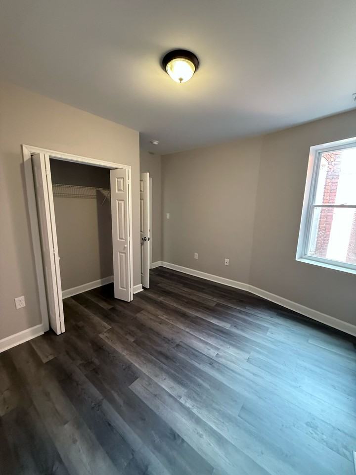 2226 Callow Ave - Photo 4 of 13