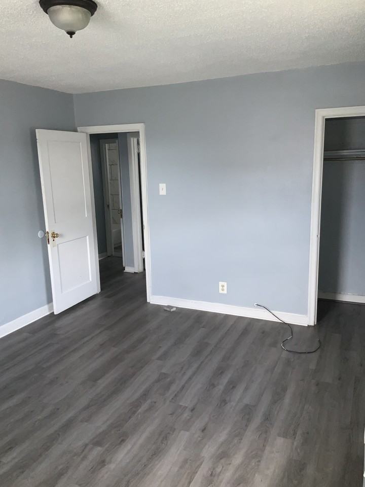 6254 Everett Ave #2 - Photo 7 of 20