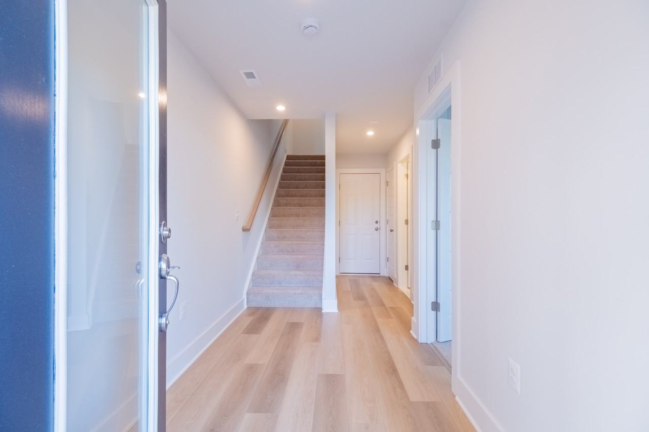 9987 Magnolia Ridge Dr #E33 - Photo 5 of 19