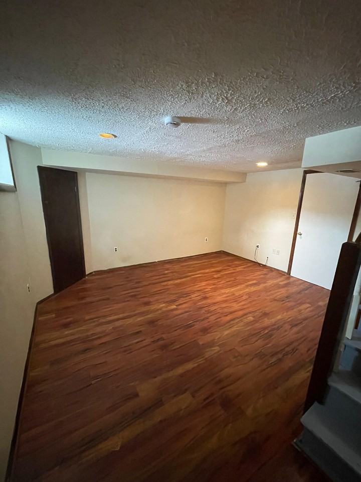 4408 Eldone Rd - Photo 4 of 14