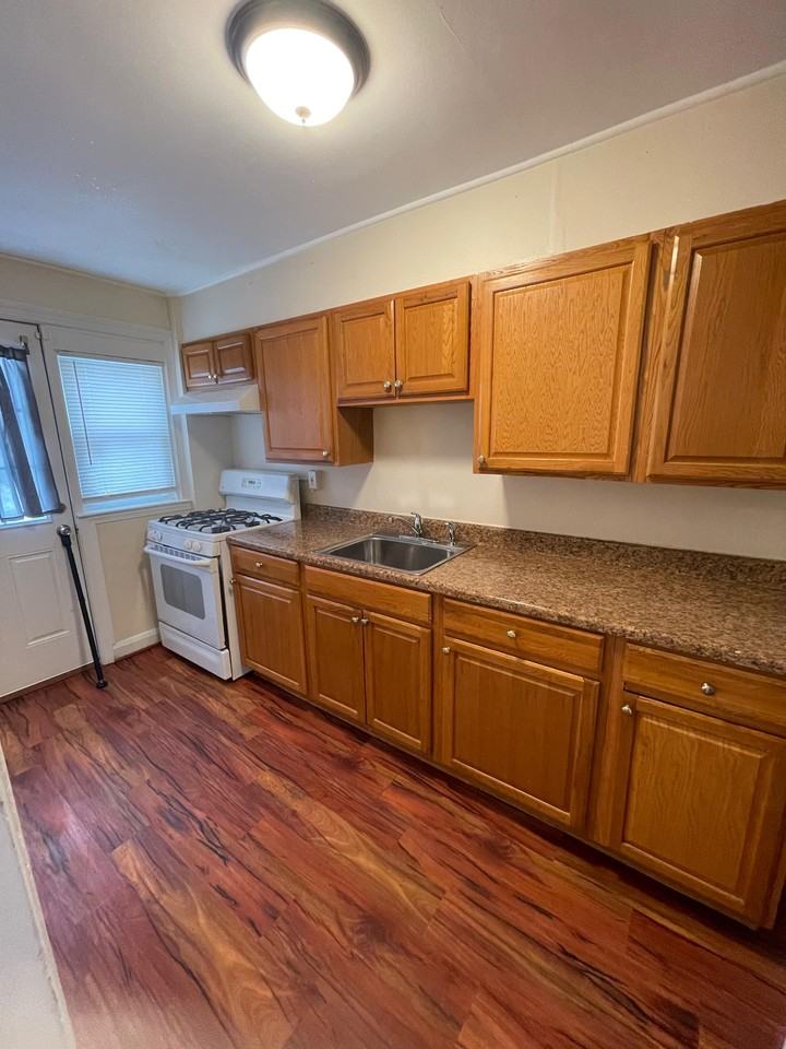 4408 Eldone Rd - Photo 5 of 14