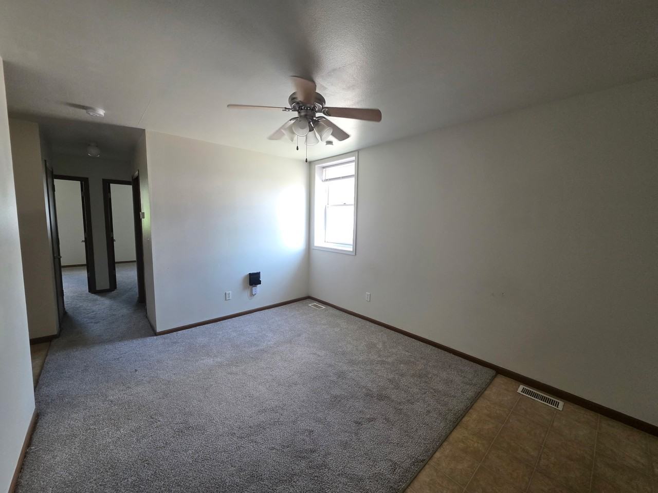 230 S Dubuque St #5 - Photo 7 of 11