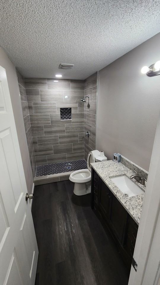 606 Crockett St - Photo 2 of 25