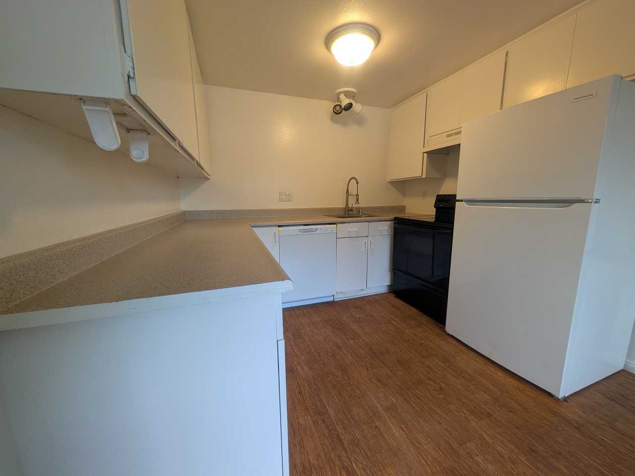 1054 S Magnolia Ave #9 - Photo 4 of 19