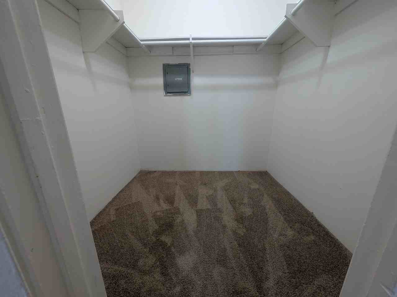 1054 S Magnolia Ave #9 - Photo 6 of 19