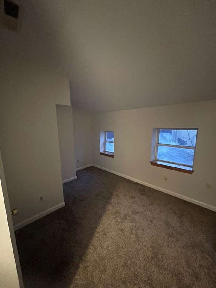 827 Washington Blvd - Photo 2 of 5