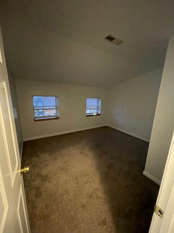 827 Washington Blvd - Photo 5 of 5