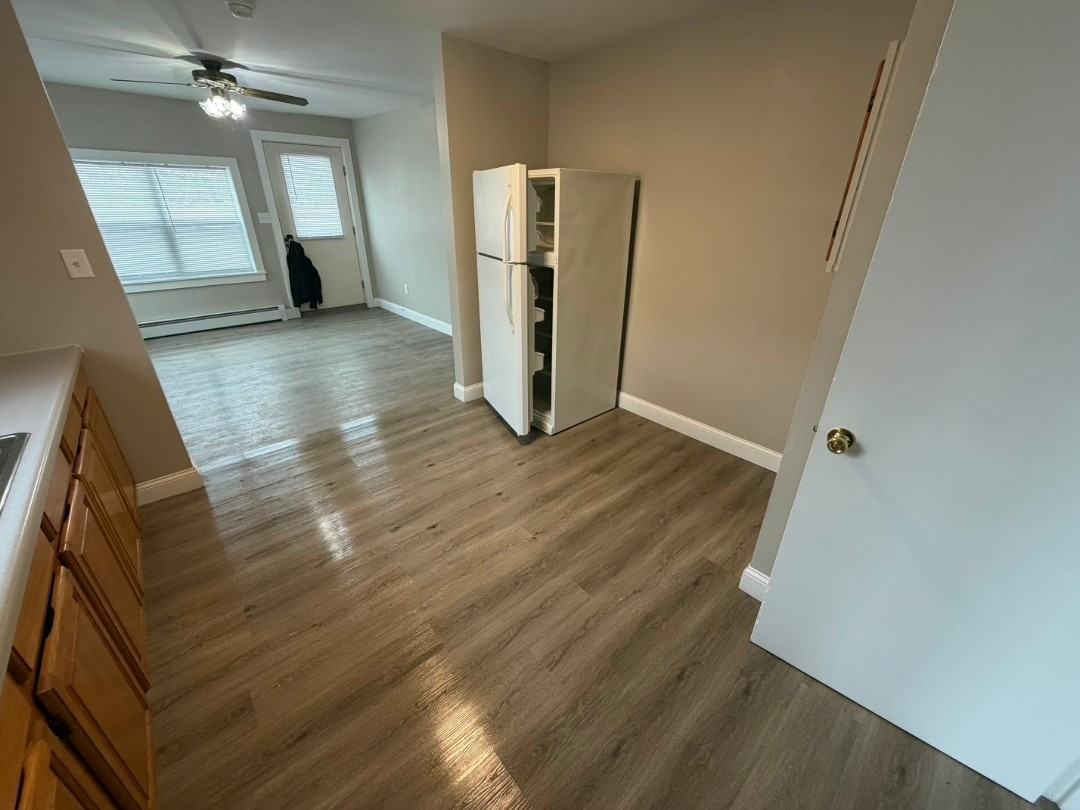 49 Market St #101 - Photo 4 of 8